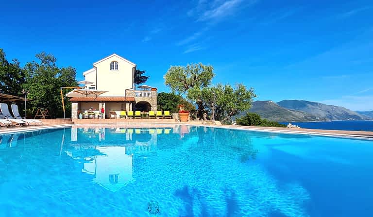 luxury villa with pool cilento palinuro maratea
